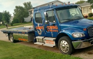 Truck Towing-in-Tiffin-Iowa